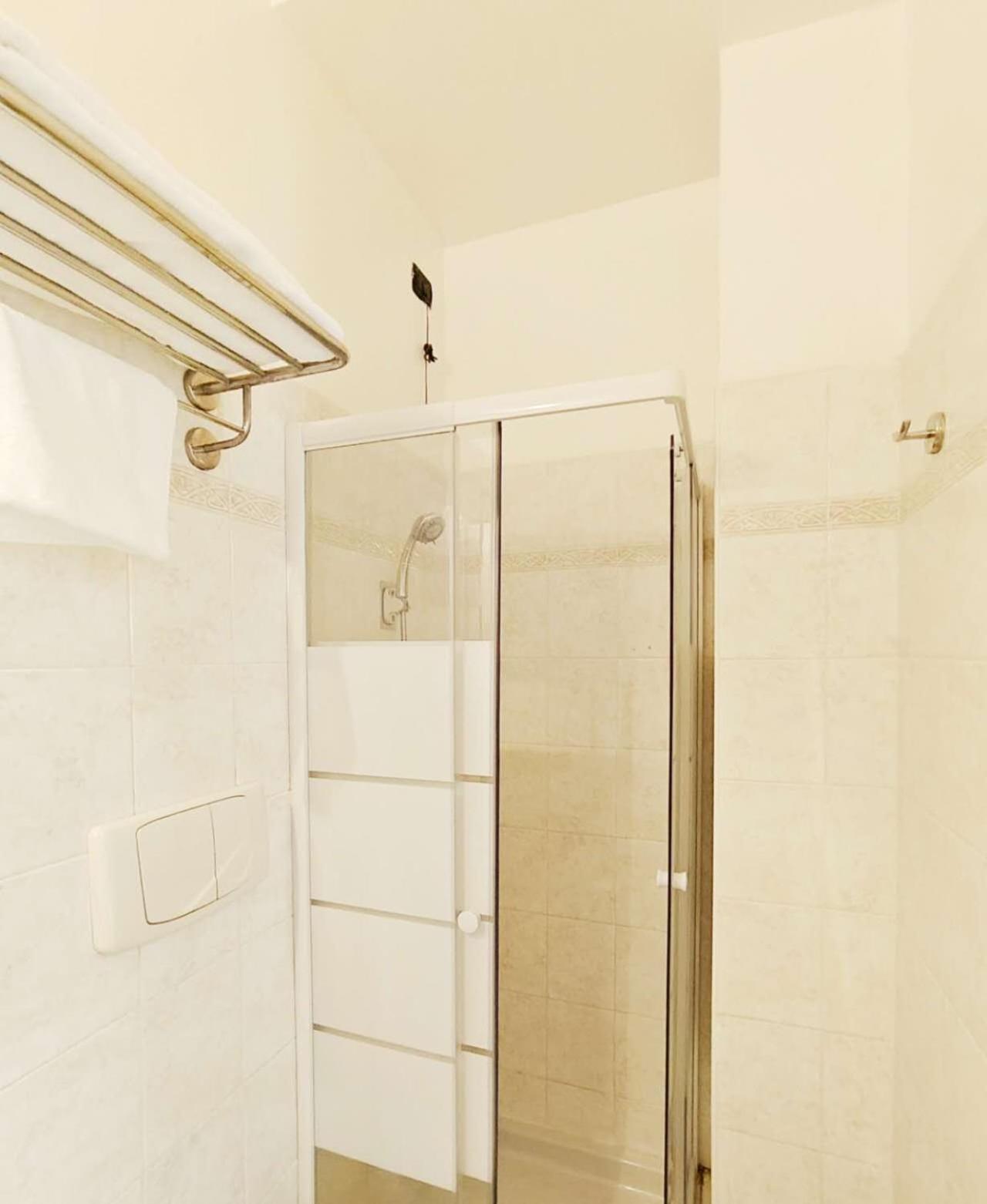 Hotel Mondial Milano Ngoại thất bức ảnh