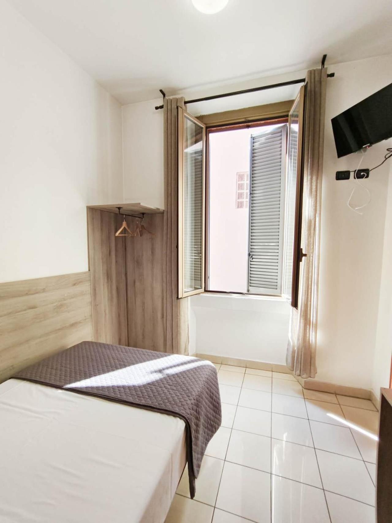 Hotel Mondial Milano Ngoại thất bức ảnh